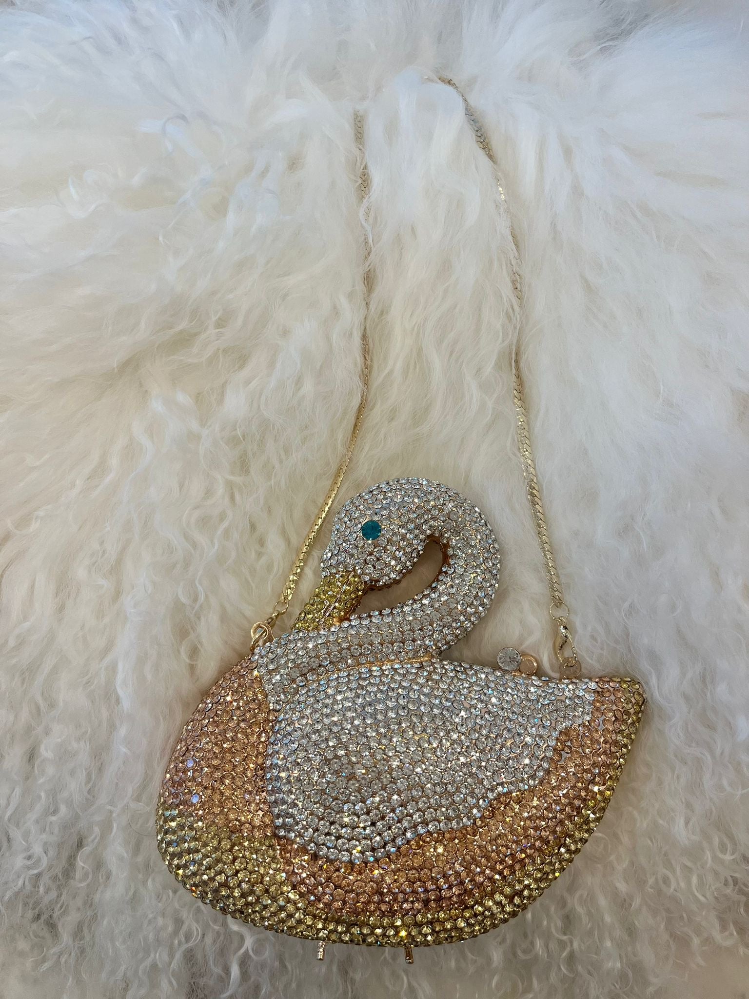Swan Perfect Clutch