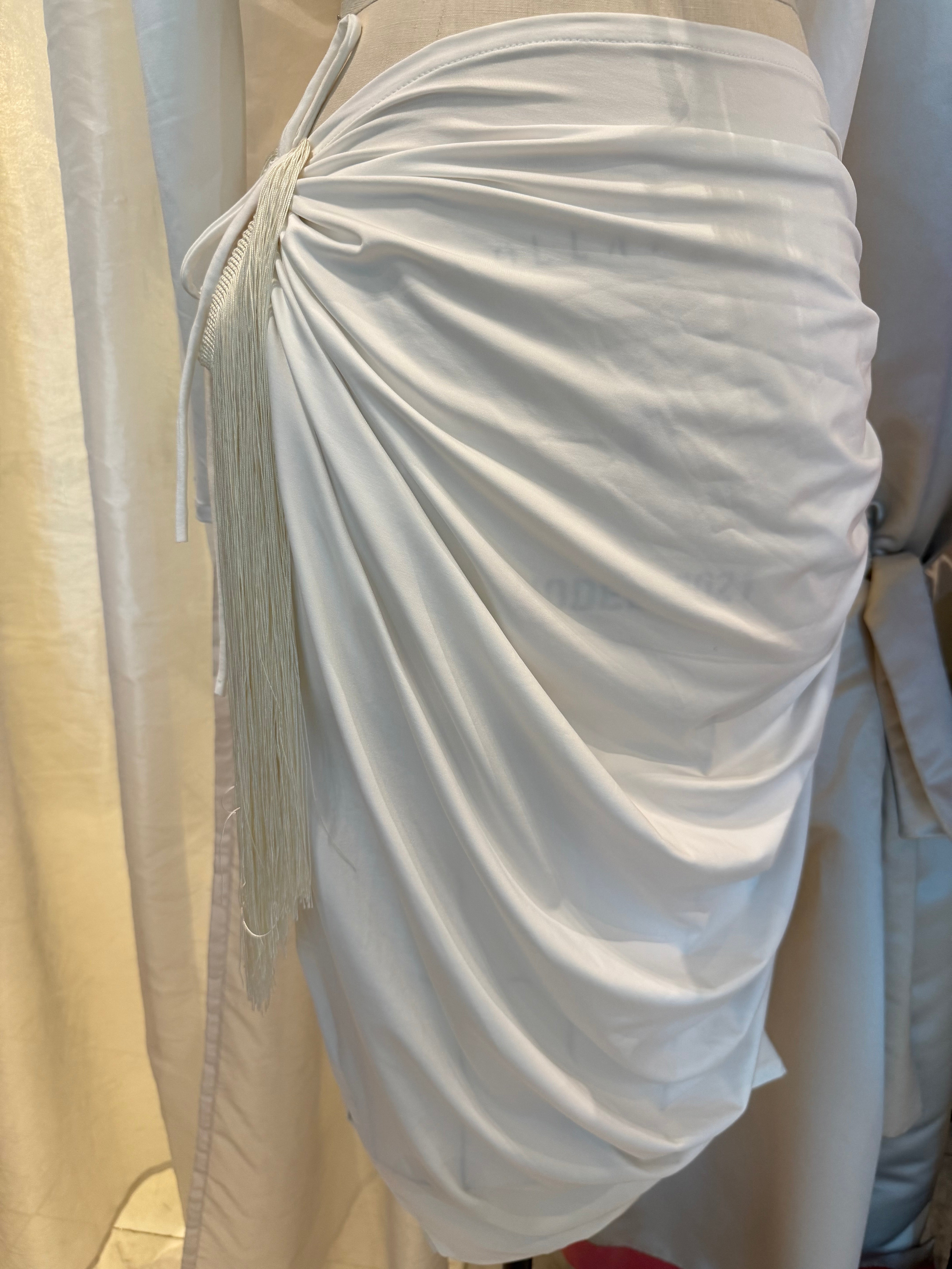 Blanco Como El Coco- skirt