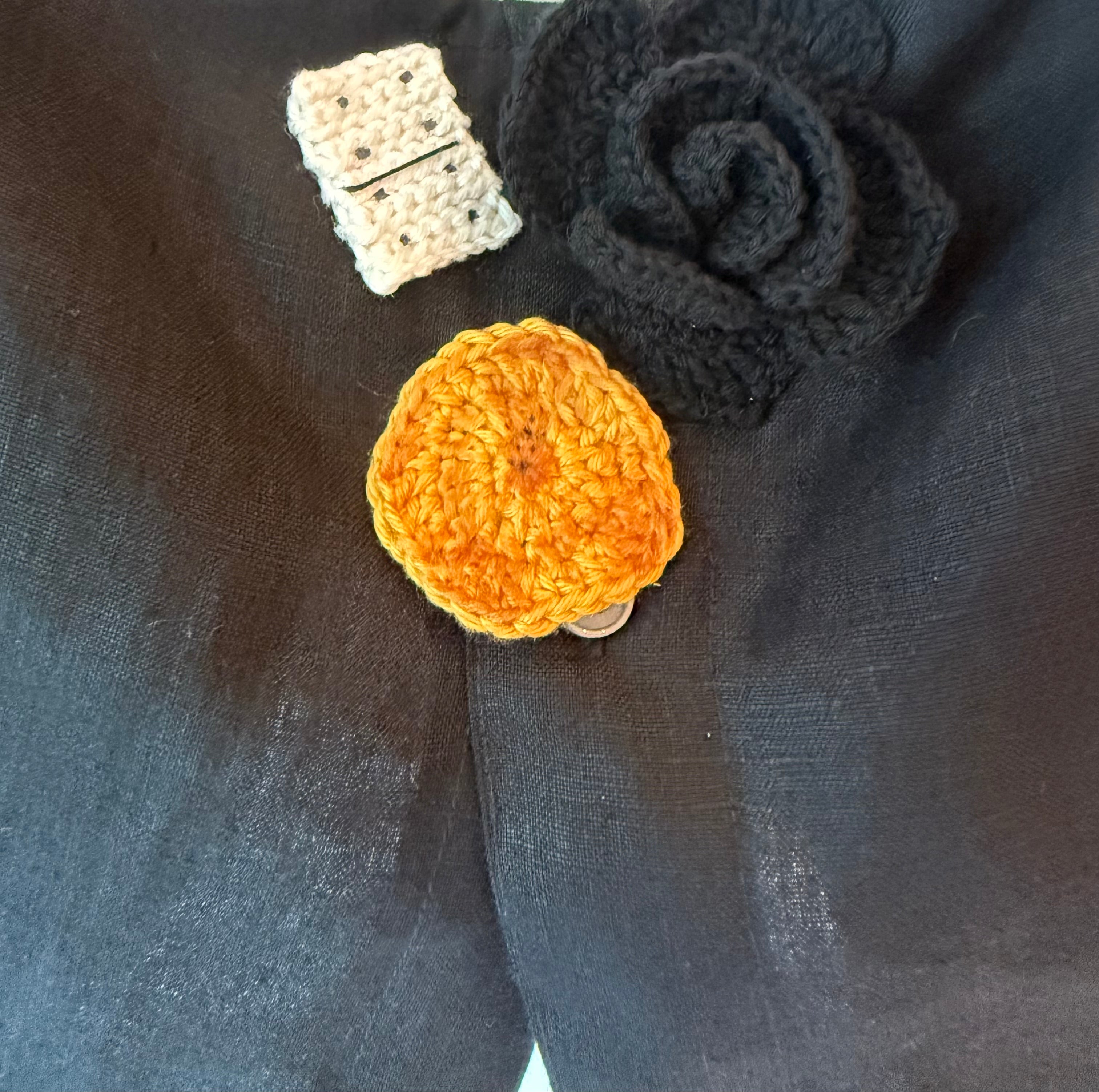 Domino Mini Top