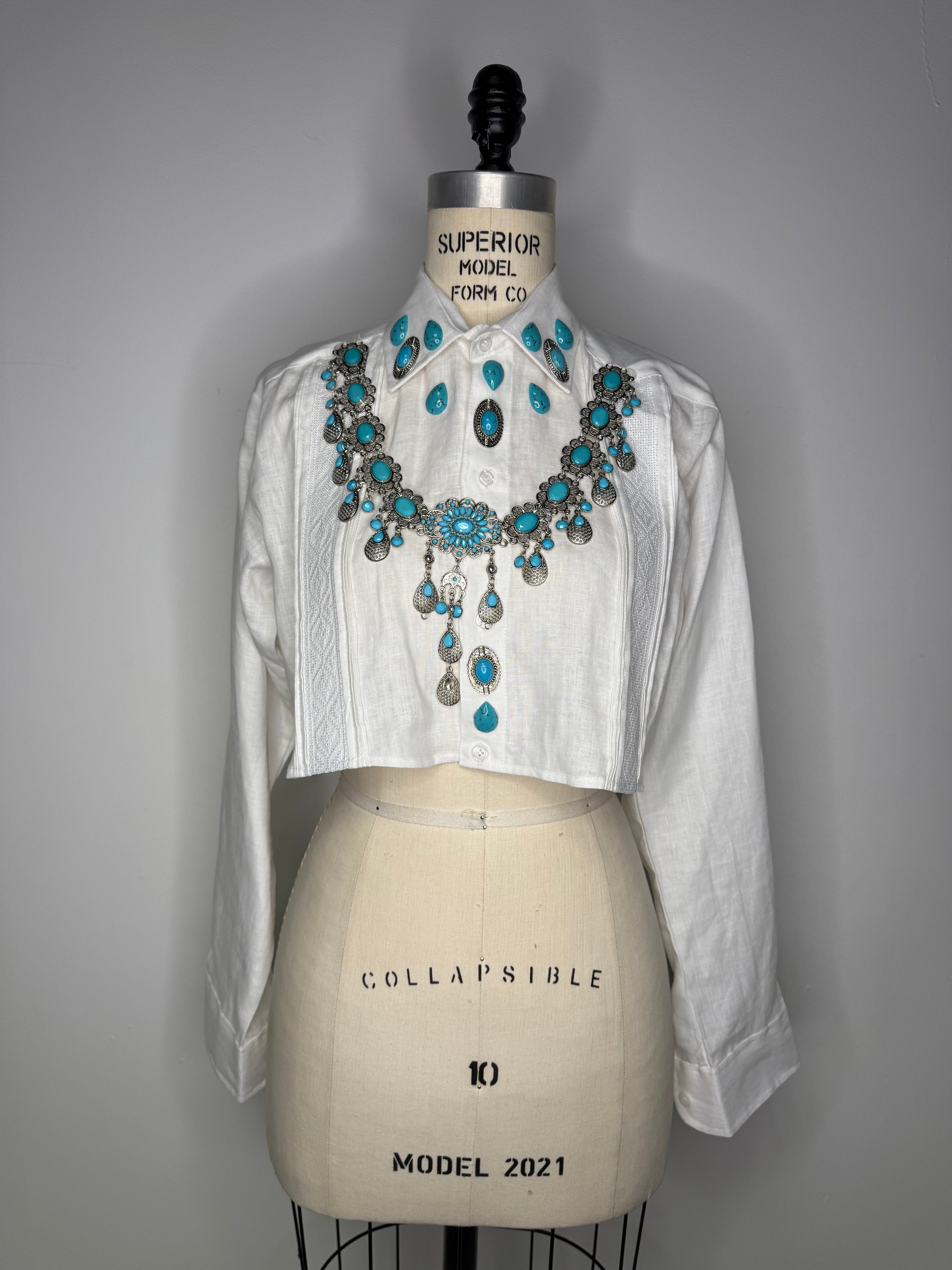 Winnona Guayabera crop