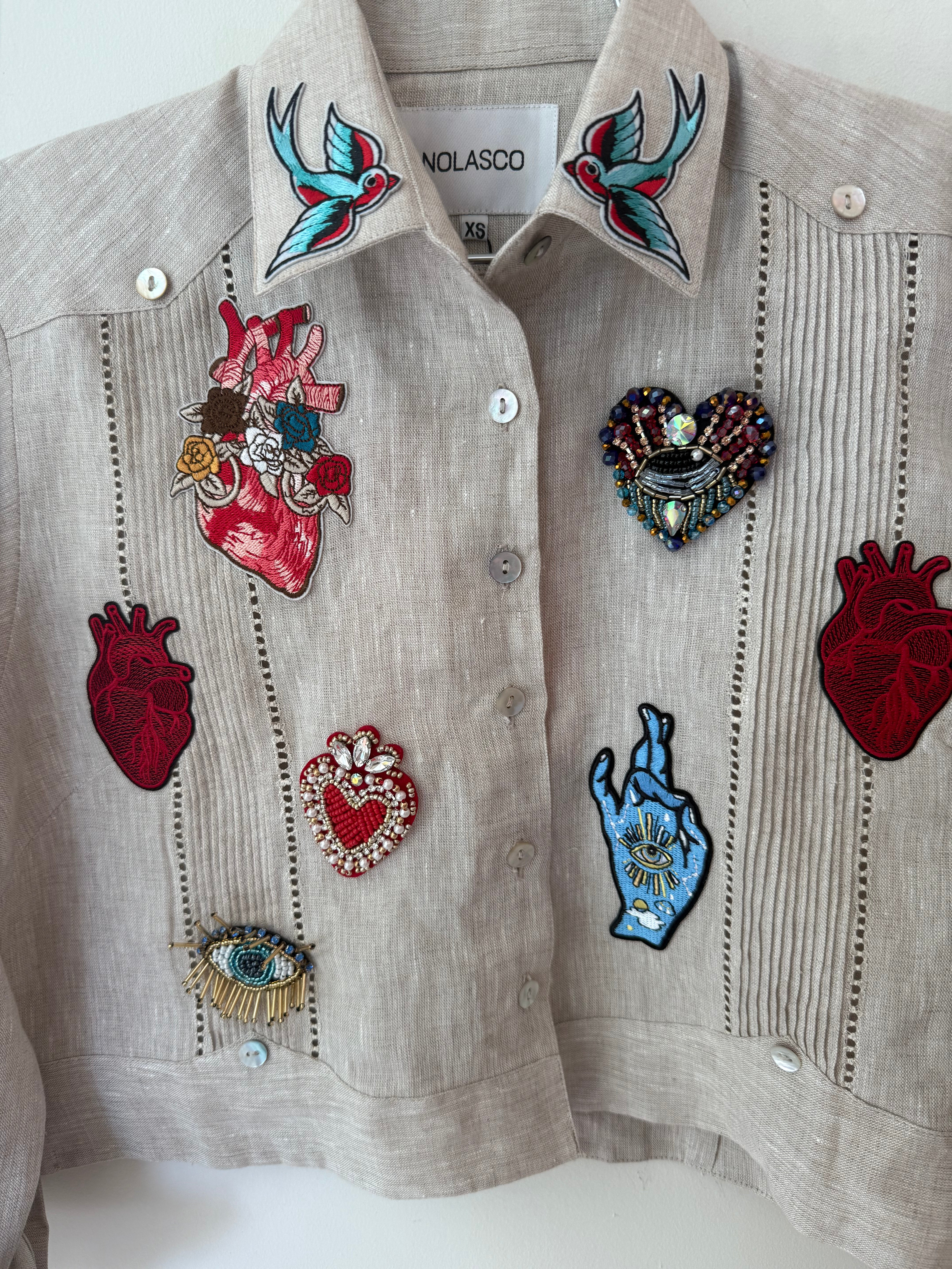 Queen of Hearts Guayabera